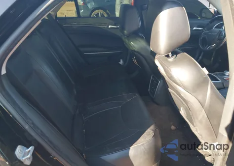 2015 Chrysler 300C Awd from USA, damaged, VIN 2C3CCAKG9FH831123